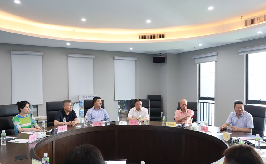  【考察交流】 赣县区委书记、赣州高新区党工委书记廖永平一行到访广东中汇宝能源科技有限公司
